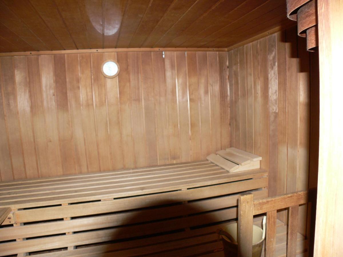 Ferienwohnung Am Goldbach Pool Sauna Обермайзельштайн Экстерьер фото